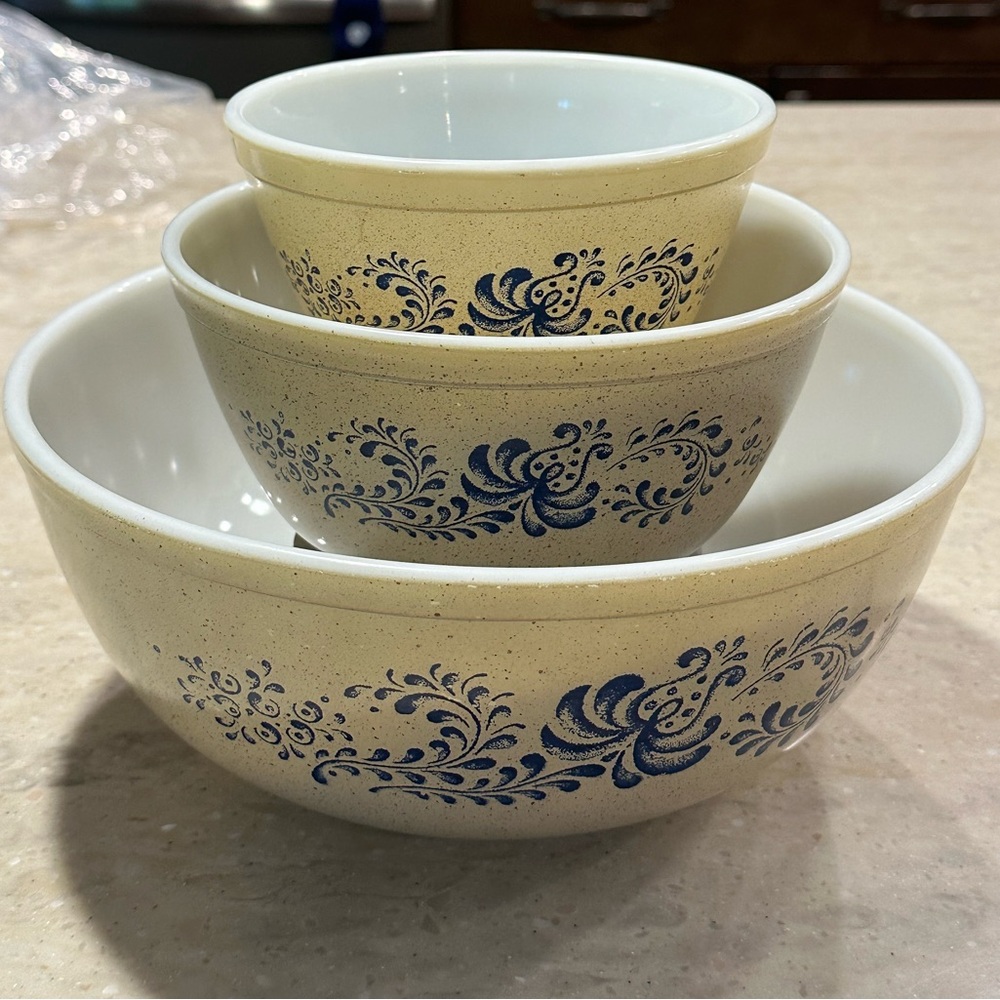 Vintage PYREX Mixing Bowls Homestead Print-SOLD